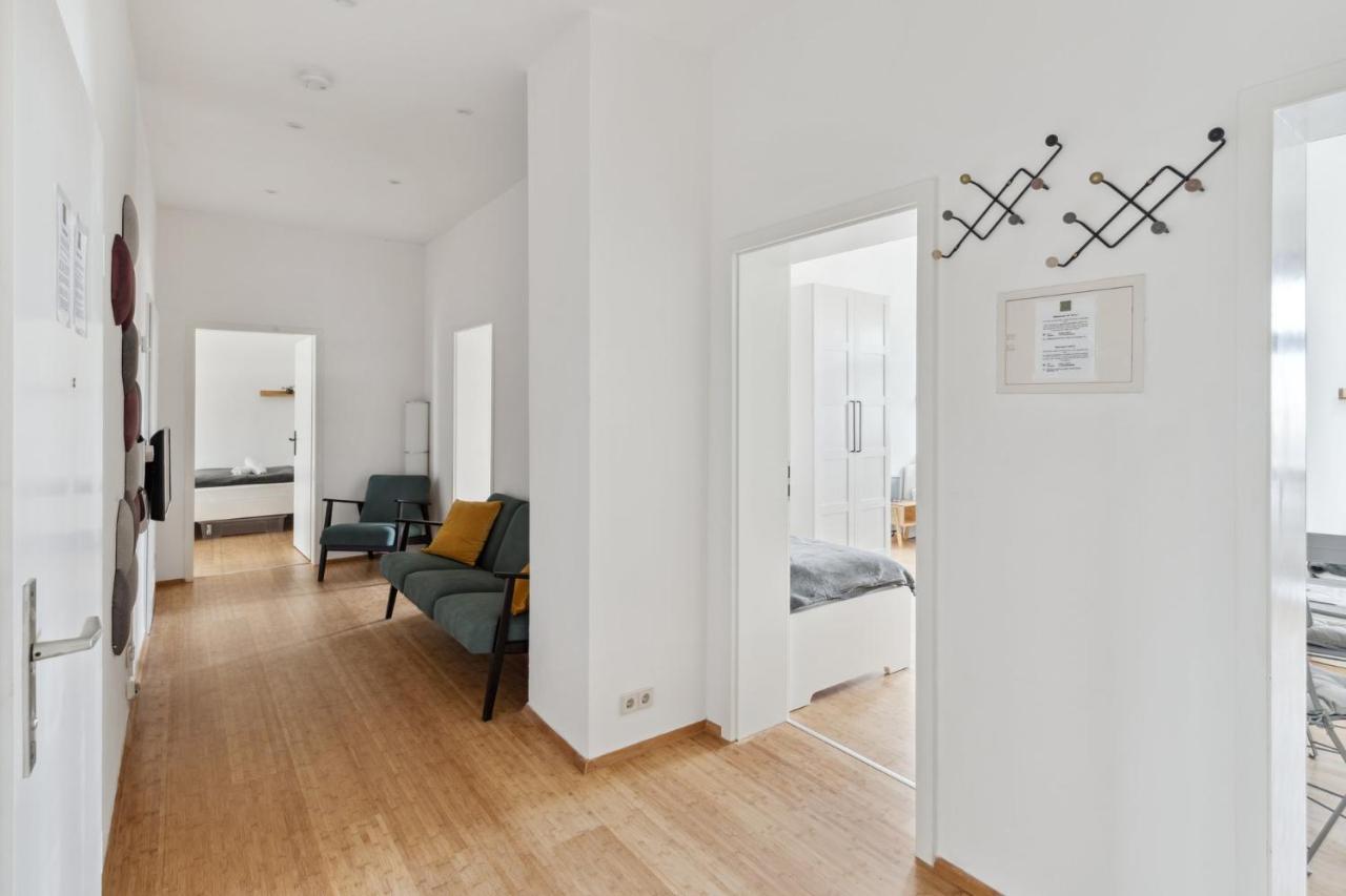Apartment Fuer 13 Gaeste, 5 Schlafzimmer, 2 Baeder, 2 Loggia'S, Leipzig Zentrum Ost Экстерьер фото
