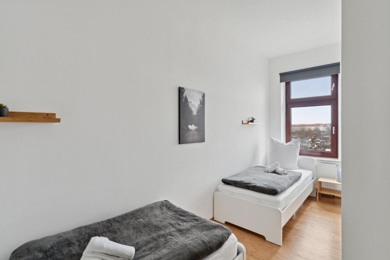 Apartment Fuer 13 Gaeste, 5 Schlafzimmer, 2 Baeder, 2 Loggia'S, Leipzig Zentrum Ost Экстерьер фото